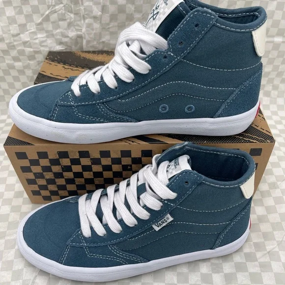 Vans WMNS The Lizzie
Teal Sneakers 
VN0A4BX1TEA
 High-Tops with White Accents - Picture 2 of 16